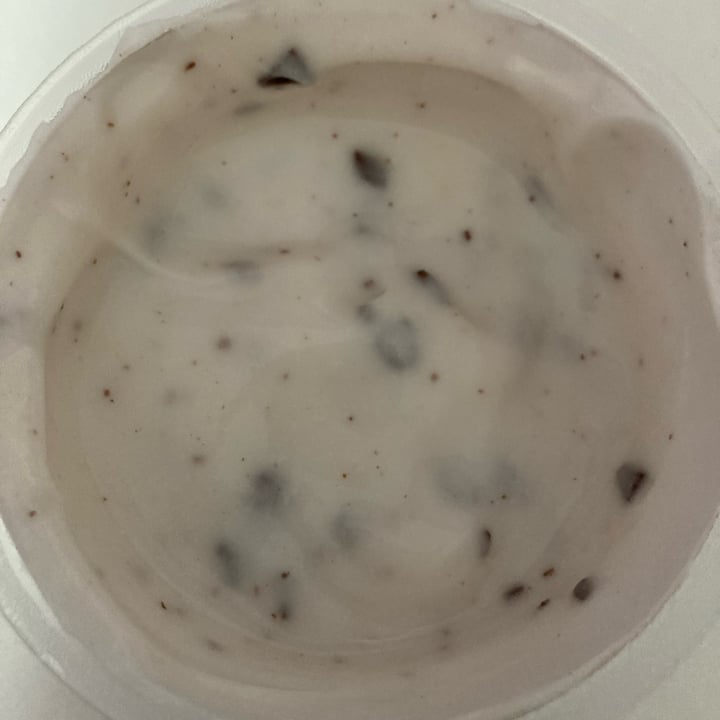 photo of Alpro Absolutely Coconut Stracciatella shared by @claudiiax on  07 Feb 2023 - review