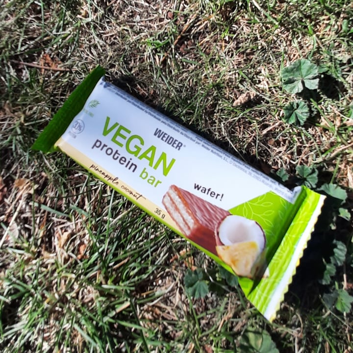 photo of Weider Vegan protein bar shared by @itscristinaag on  08 Aug 2023 - review