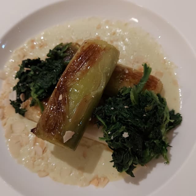 Photo of the dish “porro arrostito con crema di mandorle”