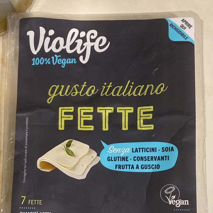 photo of Violife Fette gusto italiano shared by @martinaldd on  09 May 2023 - review