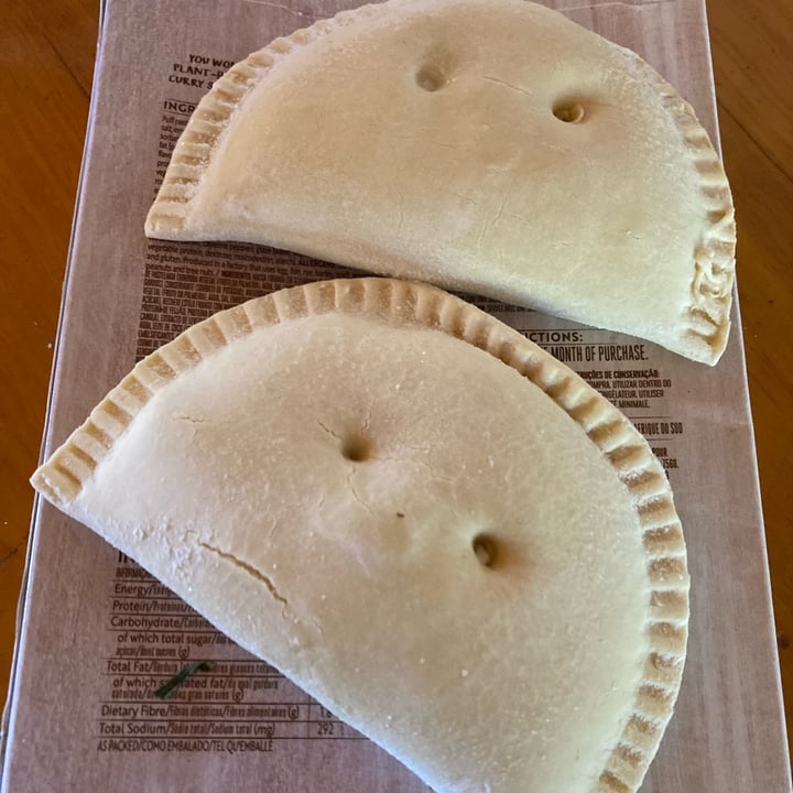 photo of Simple Truth Plant Based 2 Butter Chicken Style Pies shared by @vegannatalie on  30 May 2023 - review