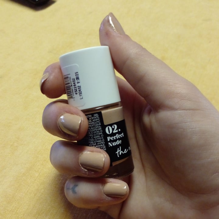 photo of Isadora Esmalte para Uñas Efecto Gel shared by @julijameson on  27 Apr 2023 - review