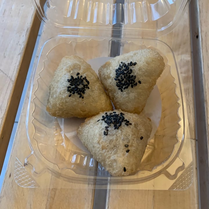 photo of AweSum DimSum Fried Red Bean Puff shared by @jinplantfriend on  07 Apr 2023 - review