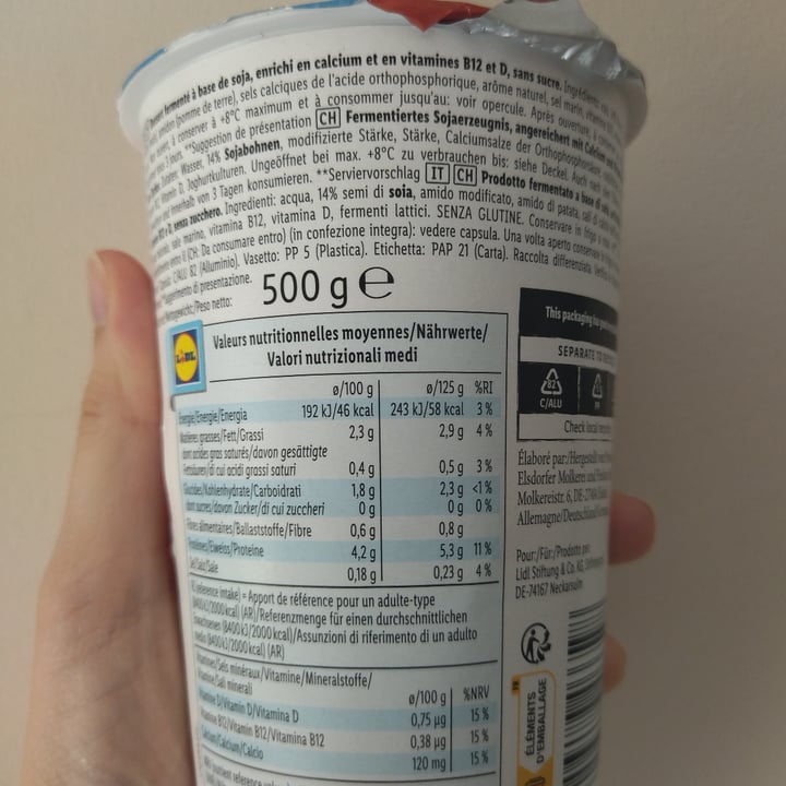 photo of Vemondo yogurt soya classic sugar-free shared by @martinadigabriele on  10 Jul 2023 - review
