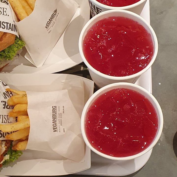 photo of VEGANBURG Woodleigh Cranberry Lemonade shared by @okthanks on  14 Jul 2023 - review