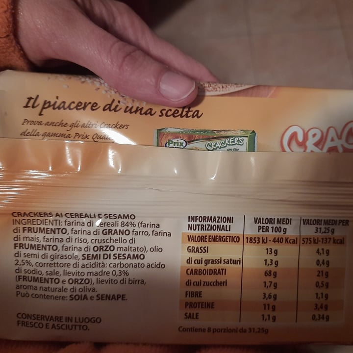 photo of Prix crackers ai cereali e sesamo shared by @irenep on  14 Mar 2023 - review
