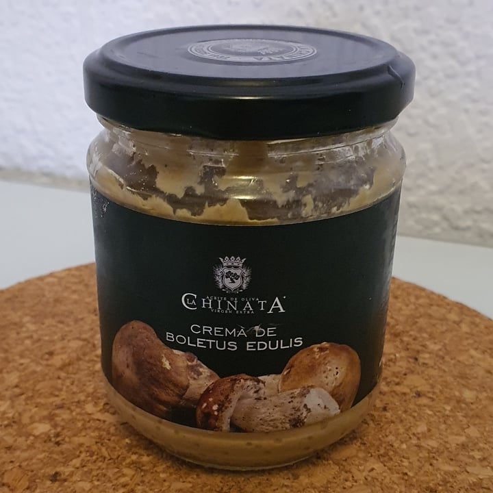 photo of La Chinata crema de boletus edulis shared by @domingasvegan on  01 May 2023 - review