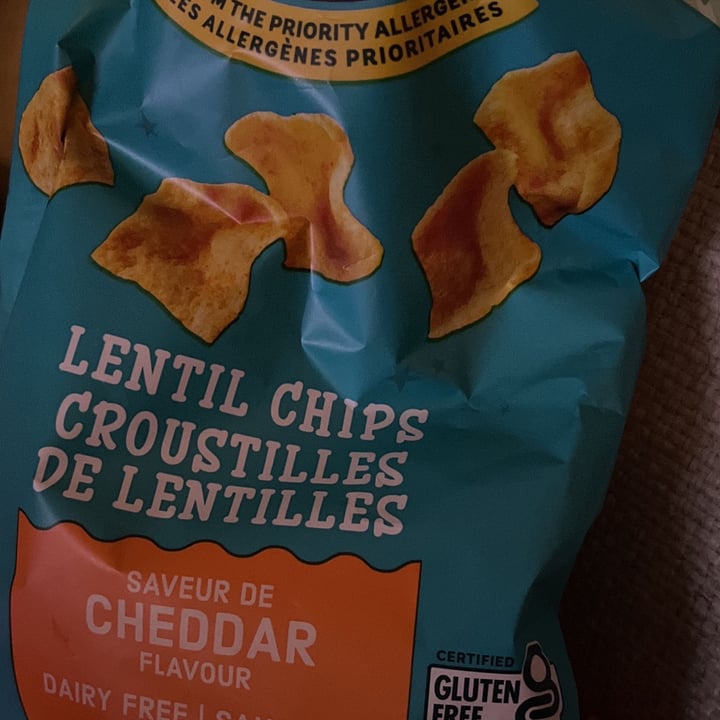 photo of Enjoy Life Light & Airy Lentil Chips Dairy Free Cheddar shared by @juliachavy on  20 Mar 2023 - review