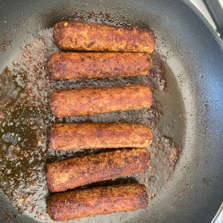 photo of Linda McCartney's 6 Vegetarian Red Onion & Rosemary Sausages shared by @tazzl16 on  27 Mar 2023 - review