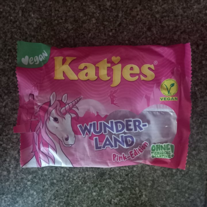 photo of Katjes Wunderland Pink-Edition shared by @veghealty on  29 Jun 2023 - review