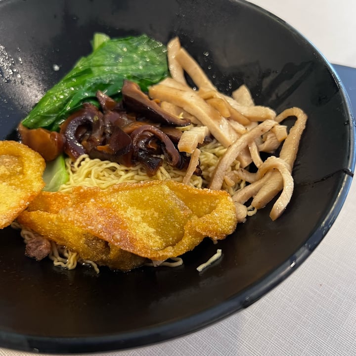 photo of Zi Zai Vegetarian 干捞面 shared by @ginger-t on  06 Jun 2023 - review