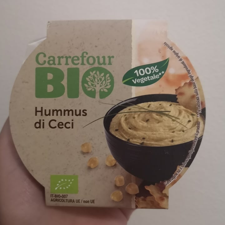 photo of Carrefour Hummus di ceci shared by @aleveganfoodlover on  06 Aug 2023 - review