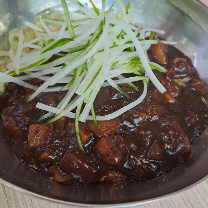 photo of The Boneless Kitchen Jajangmyeon (Black Soybean Paste Noodles) shared by @huggsbabies on  10 May 2023 - review