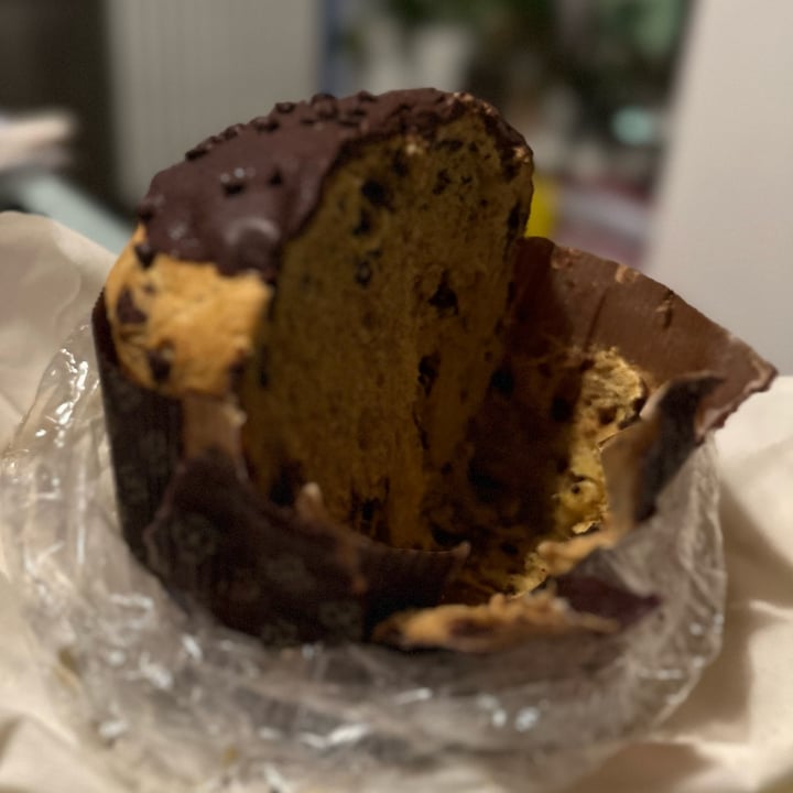 photo of Kora Dulcis Dolce Di Natale al Cioccolato Vegano shared by @iamroshi on  08 Jan 2023 - review