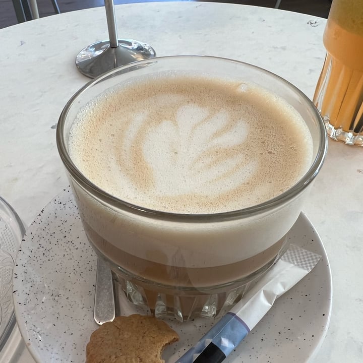 photo of Oats Day Long Caramel Latte shared by @papilio on  22 Jul 2023 - review