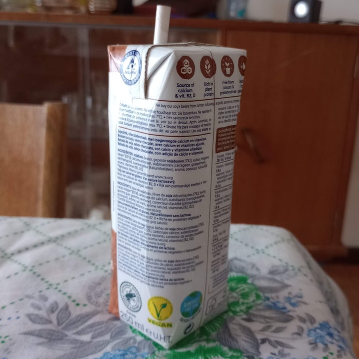 photo of Alpro Gusto Cioccolato shared by @camarjer on  13 Mar 2023 - review