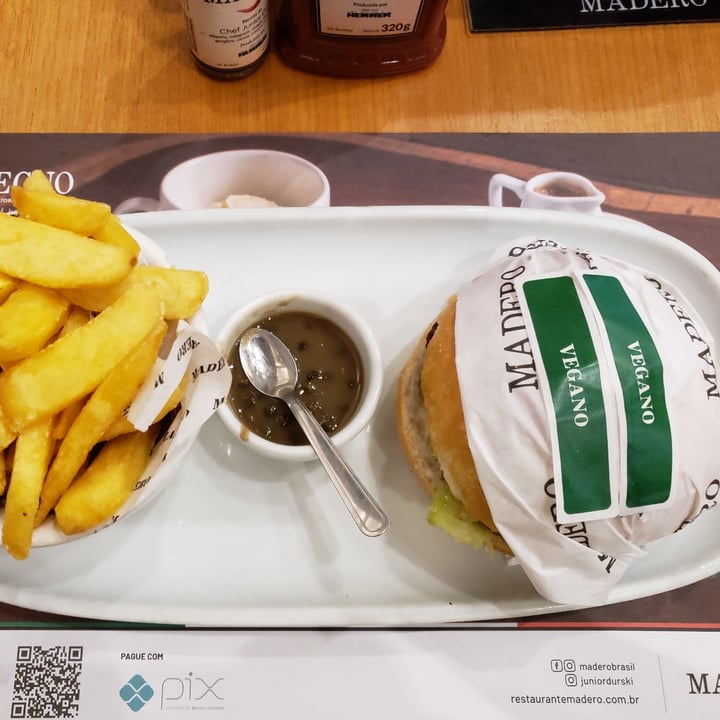 photo of Madero Hambúrguer de Falafel Vegano shared by @scs on  30 Dec 2022 - review