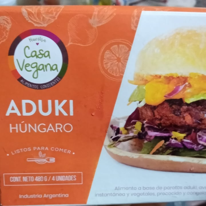 photo of Casa Vegana Hamburguesas de aduki húngaro shared by @angeleslo on  27 May 2023 - review