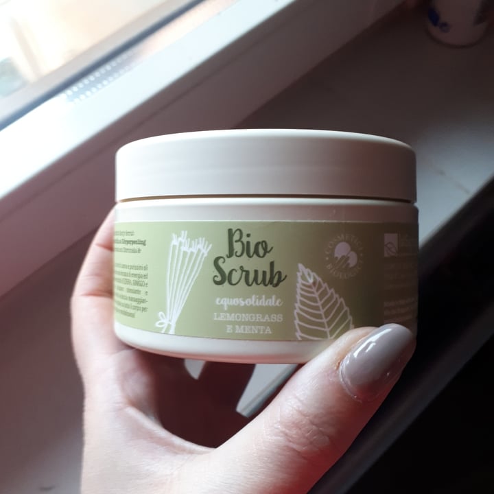 photo of La Saponaria Bio Scrub Lemongrass e Menta shared by @miriam1984 on  07 Apr 2023 - review