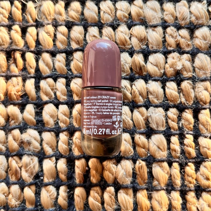 photo of Essence  Gel Nail Color 29 Crazy Cocoa shared by @aarifah on  16 Aug 2023 - review