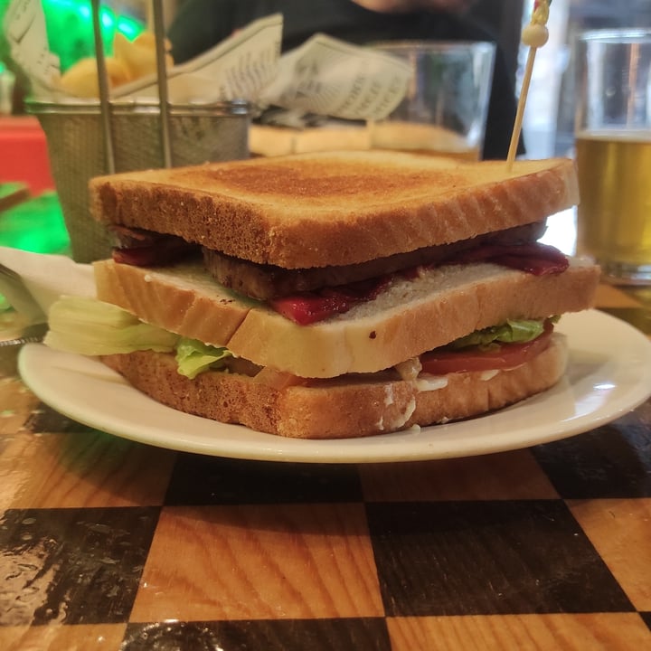 photo of K2 sandwich vegetal shared by @endlessdust on  05 Jul 2023 - review