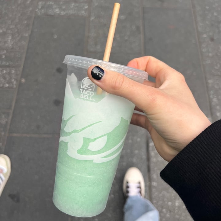 photo of Taco Bell Baja Blast Freeze shared by @holasoymylk on  11 May 2023 - review