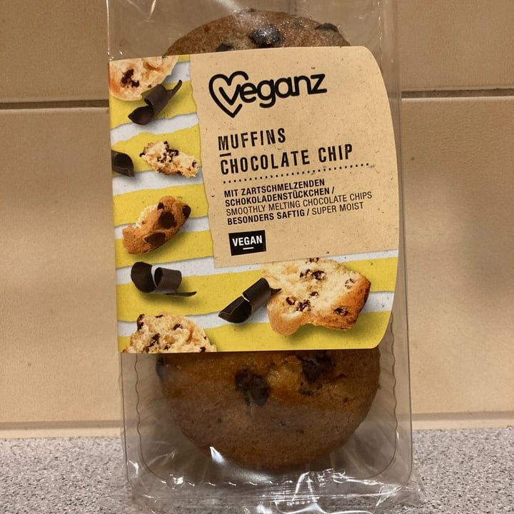 photo of Veganz Muffins Chocolate Chip  shared by @queenelisabeth21 on  26 Jan 2023 - review