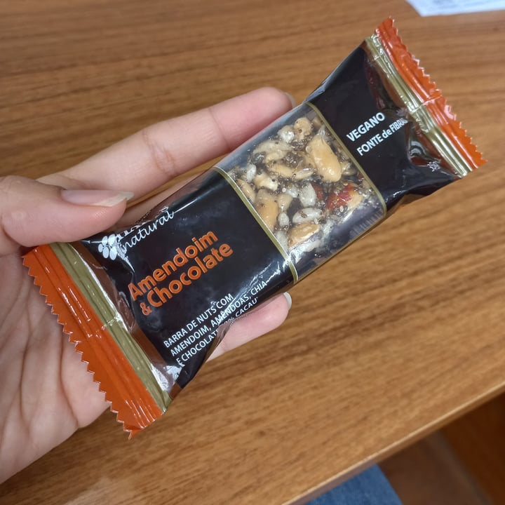 photo of Hart's Natural Barra de nuts amendoim e chocolate shared by @janaina09 on  10 Jan 2023 - review