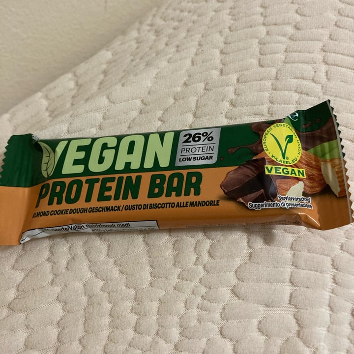 photo of Vegan Protein Bar  Almond Cookie Dough Geschmack / Gusto Di Biscotto Alle Mandorle shared by @chiara2098 on  07 Jan 2023 - review