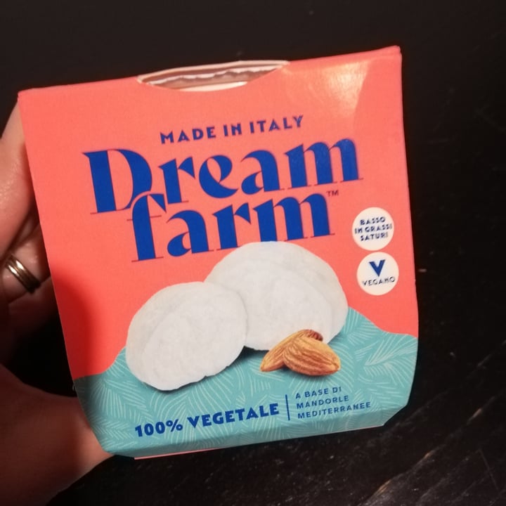photo of Dream Farm Alternativa vegetale alla mozzarella shared by @lamy on  20 May 2023 - review