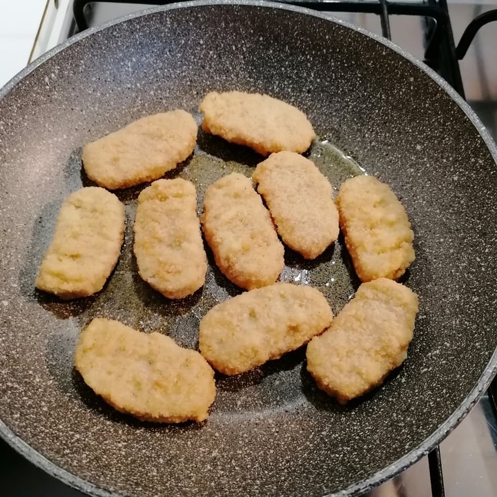 photo of Heura Nuggets Originali shared by @cleosilva on  06 May 2023 - review