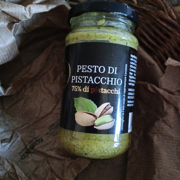 photo of amo essere eccellente Pesto Di Pistacchio shared by @simsom17 on  07 Apr 2023 - review