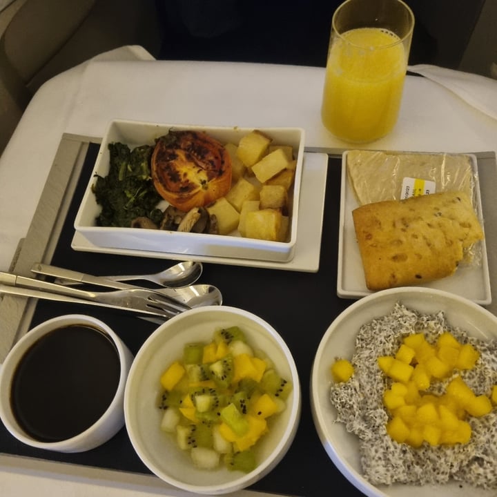 photo of Air France breakfast shared by @aamanda82 on  23 Jan 2023 - review