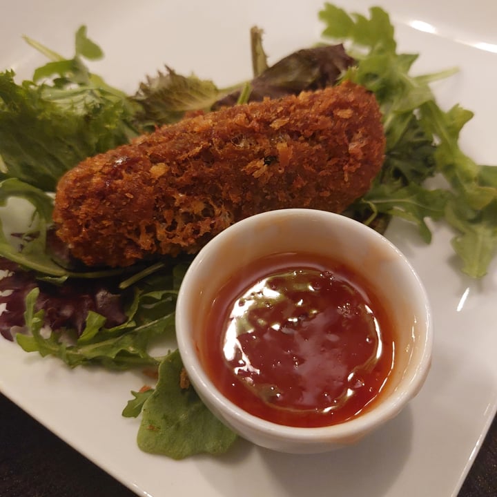 photo of Kong - Food Made With Compassion Croquetes de alheira e queijo shared by @silviaddox on  29 Jun 2023 - review