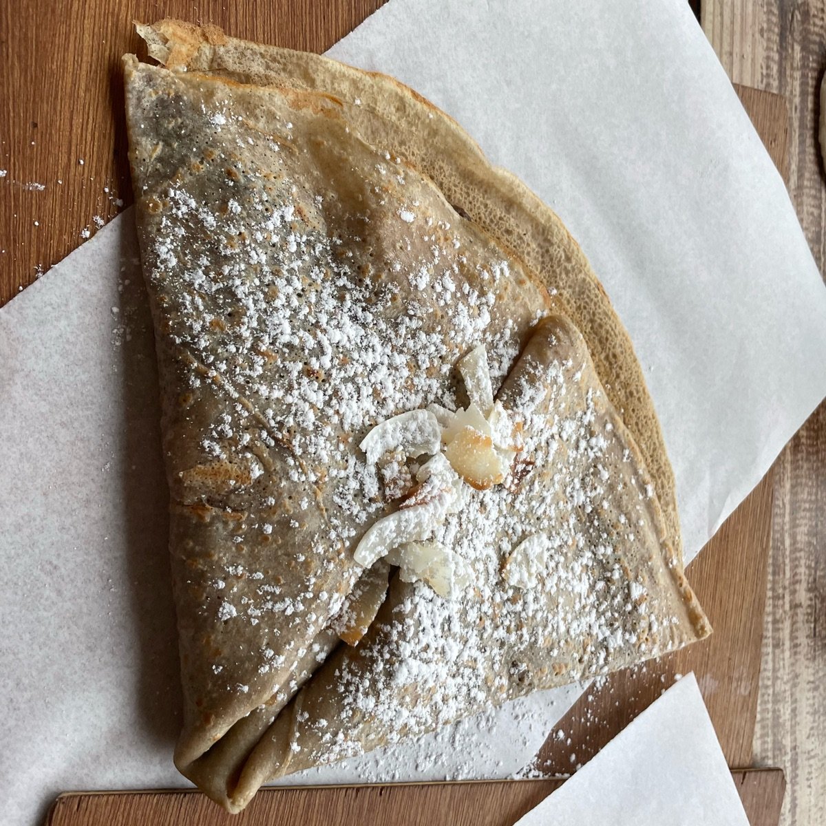 sweet vegan Crepe at Hang Ten Cafe - Review by @sophievv | abillion