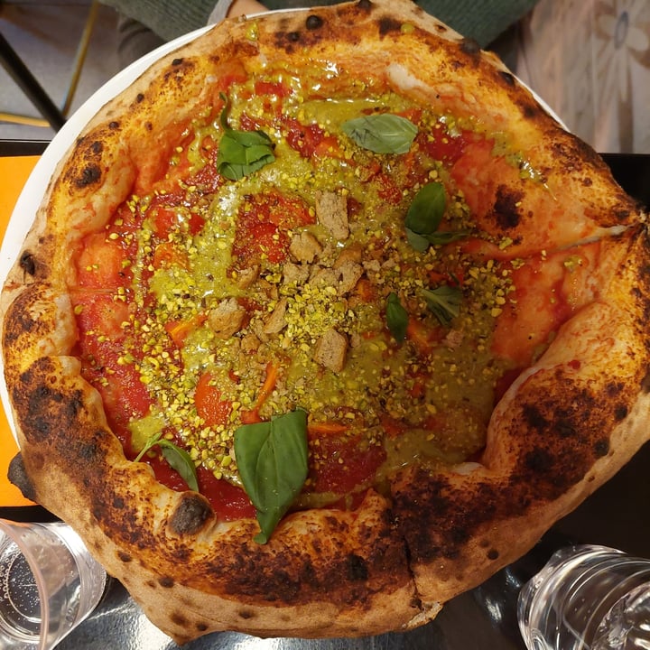 photo of Nennè_pizza Grinch Veg shared by @appleblossom on  21 Dec 2022 - review