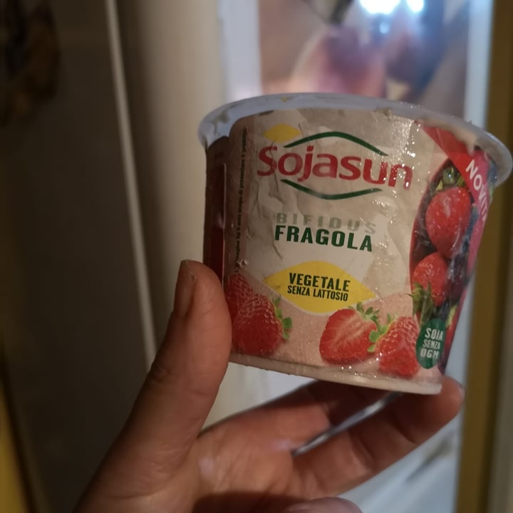 photo of Sojasun yogurt Bifidus fragola 250gr shared by @rachele82 on  06 Mar 2023 - review