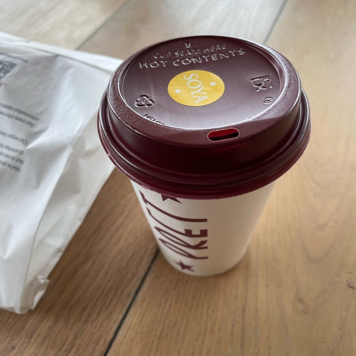 photo of Costa Coffee Soya cappuccino shared by @brz-elisa on  20 May 2023 - review
