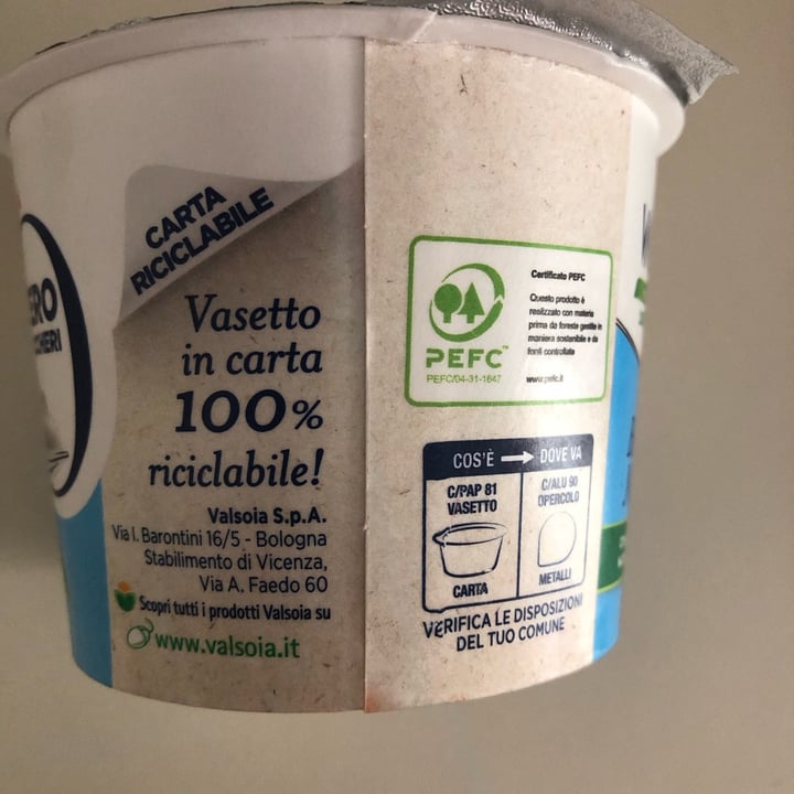 photo of Valsoia yogurt zero zuccheri bianco naturale shared by @pistacchina on  06 Jun 2023 - review