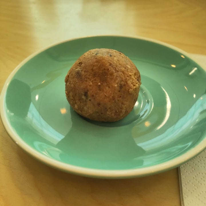 photo of Indirock Coffee Shop Protein Ball shared by @krveg on  28 May 2023 - review