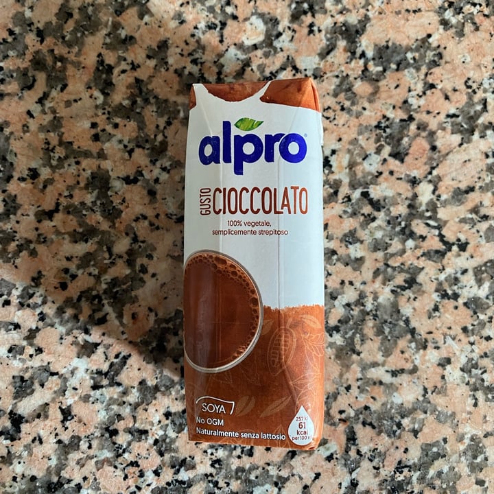 photo of Alpro Alpro Latte Al Cioccolato shared by @greenrebbi on  07 May 2023 - review