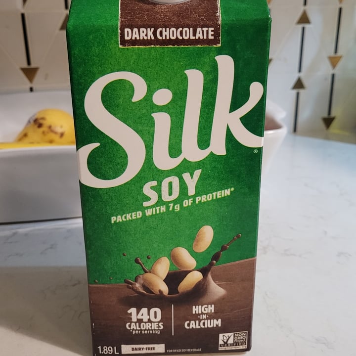 photo of Silk Dark Chocolate Soy Milk shared by @theveglife on  02 Jun 2023 - review