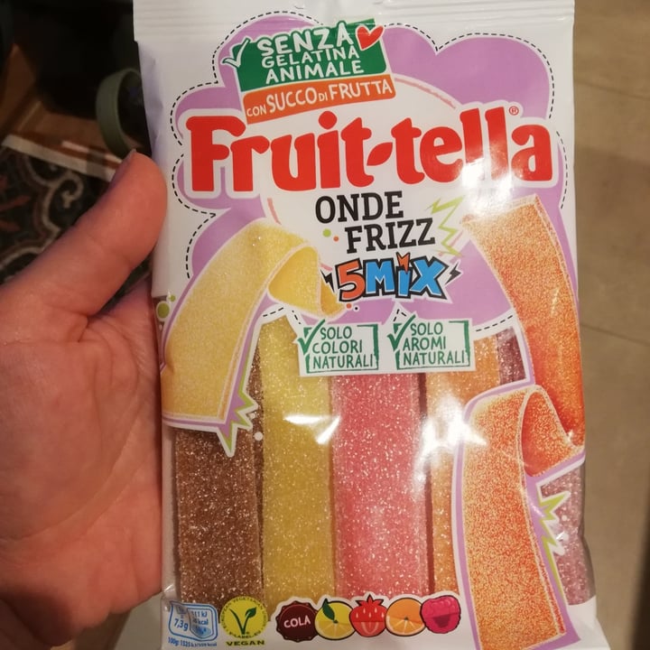 photo of Fruit-tella Onde frizz 5 Mix shared by @littlepoppyseed on  03 Apr 2023 - review