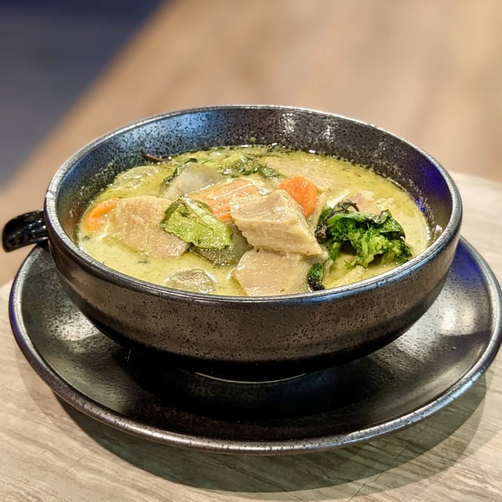 photo of Bangkok Jam Green curry with vegetables shared by @xinru-t on  29 Jan 2023 - review