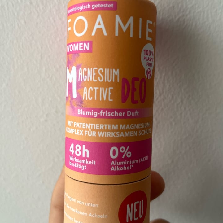 photo of Foamie  Deodorant Happy Day shared by @-st-3 on  12 Jan 2023 - review