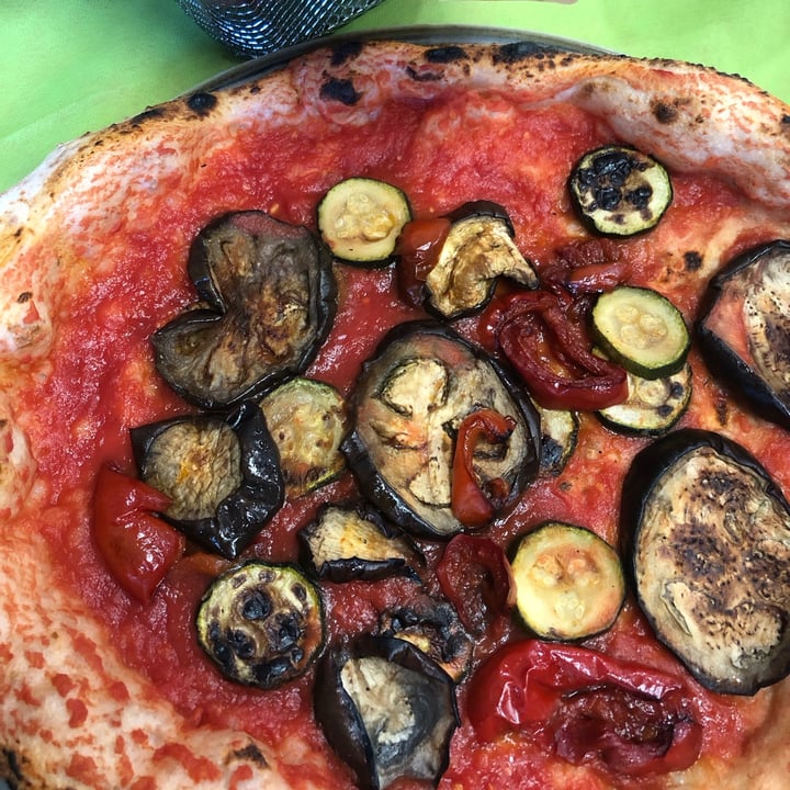 photo of Pizzeria Napoletana O'Garibaldin Pizza Rossa Ortolana shared by @hachi on  06 May 2023 - review