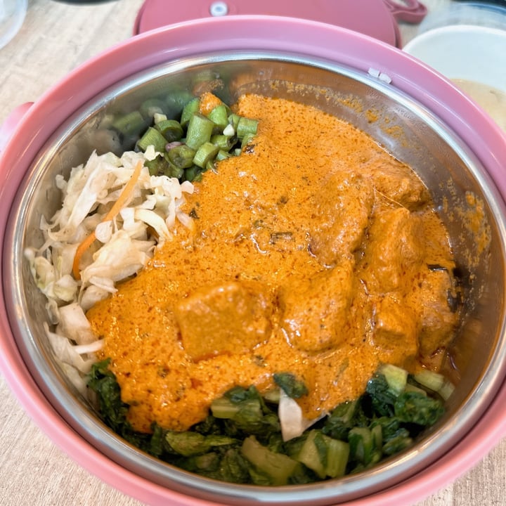 photo of Gokul RAAS Vegetarian plant based butter chicken bowl shared by @hongkheng on  16 Nov 2022 - review