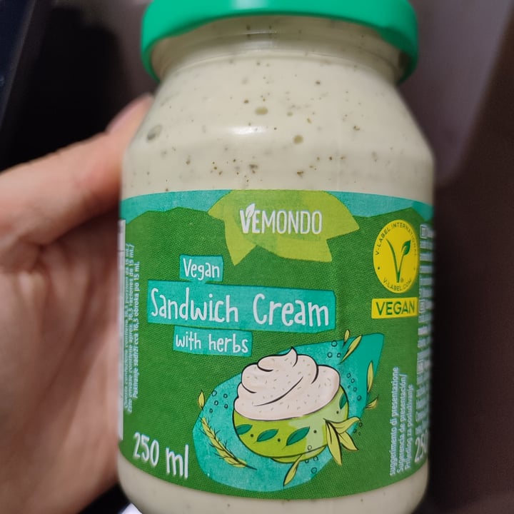 photo of Vemondo Sandwich Cream With Herbs shared by @yukiygato on  30 Jul 2023 - review
