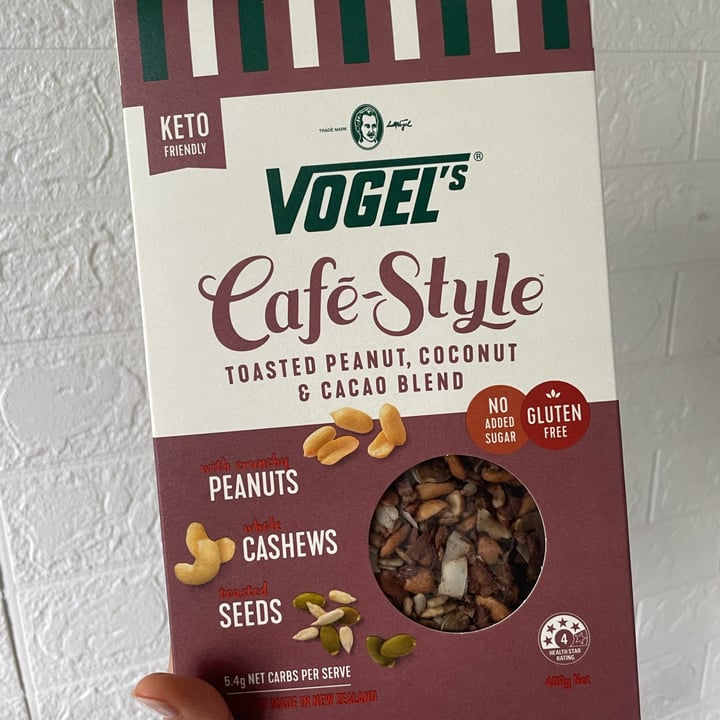 photo of Vogel's Toasted Peanut, Coconut & Cacao Blend shared by @csquaree on  22 Dec 2022 - review