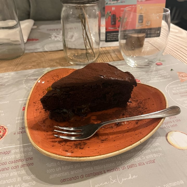 photo of Il Melograno - Naturalmente Buono - Trieste Torta al cioccolato shared by @annacristaudo on  08 Jan 2023 - review